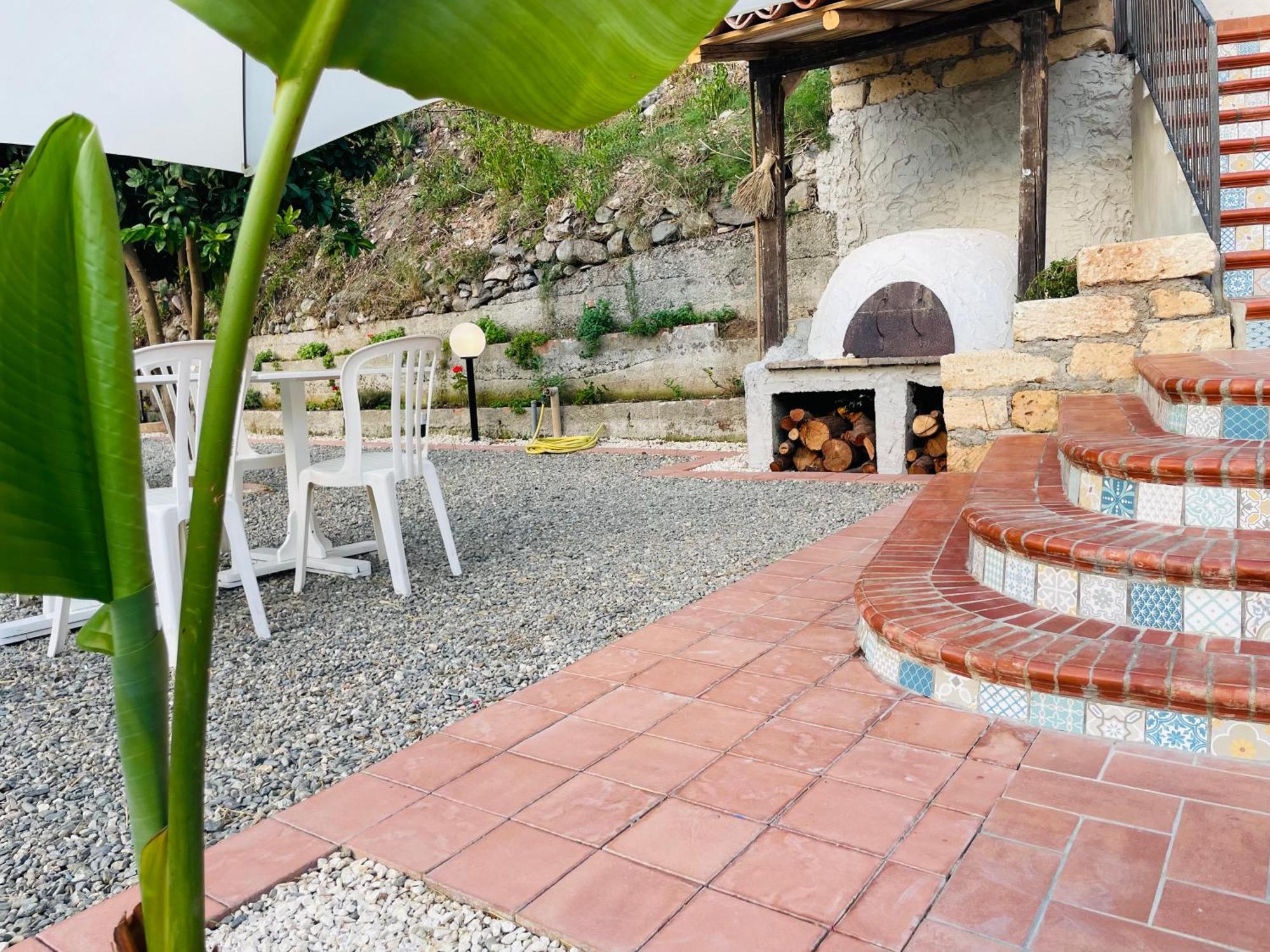 Le Maioliche Villa Saponara Exterior foto